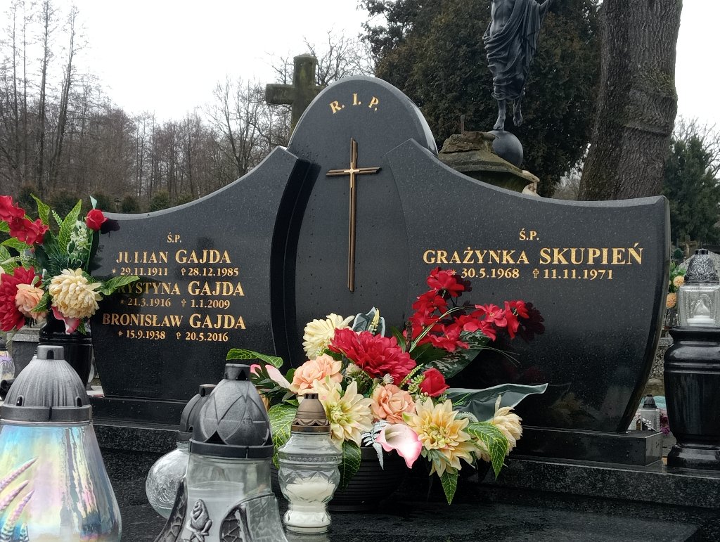 Grób Krystyna Gajda